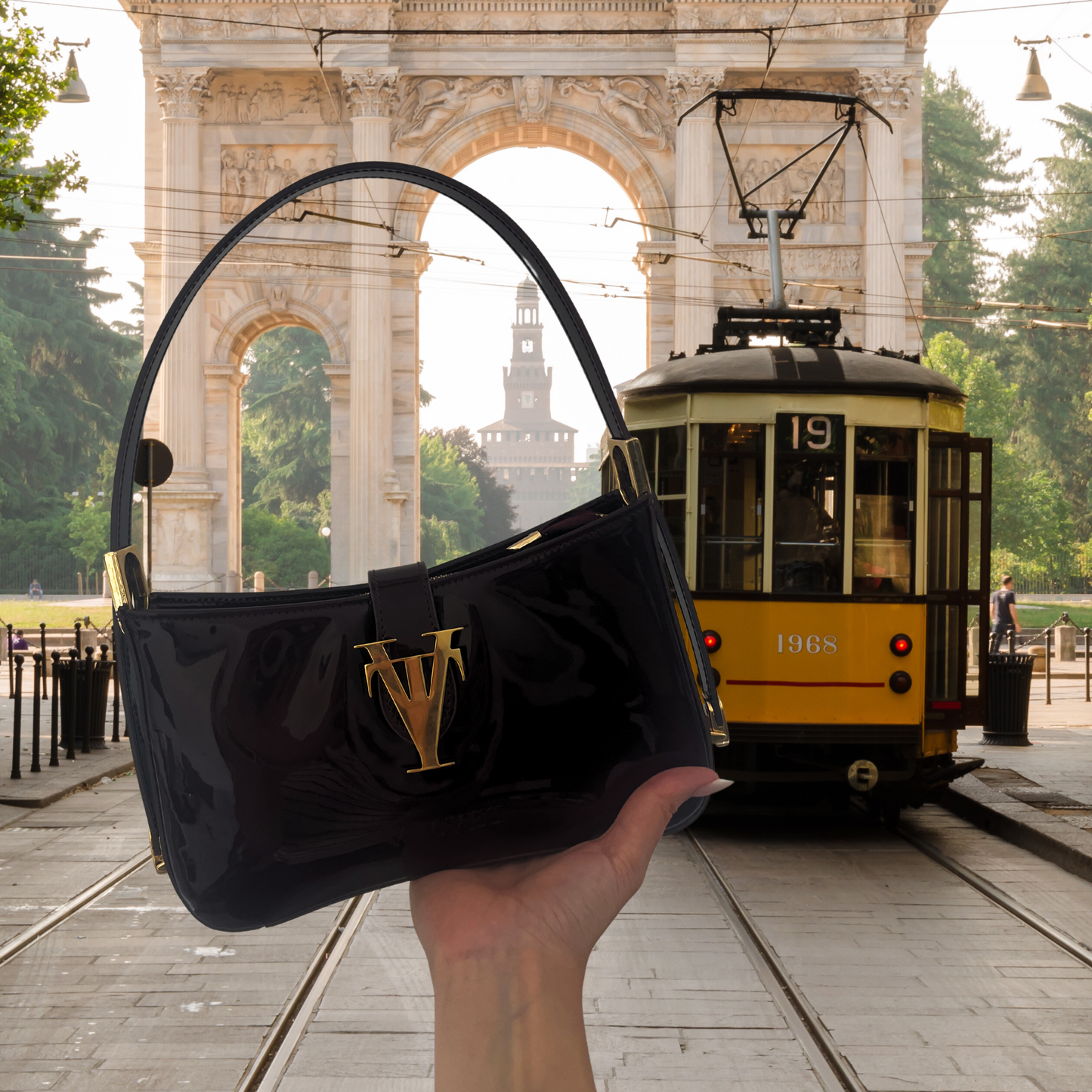 Bright bag Black